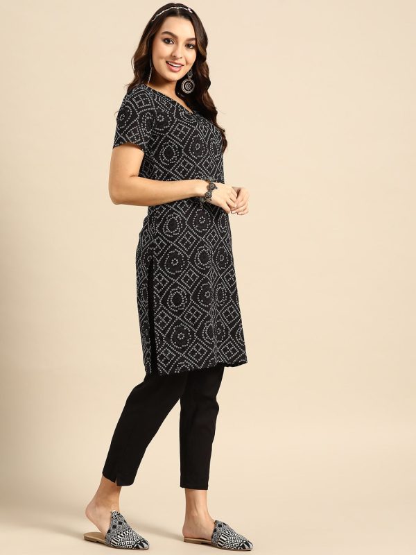 Sangria Bandhani Printed V-Neck Kurta with Trousers on Sale